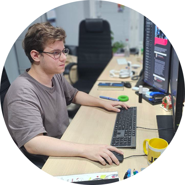 Александр Степанов