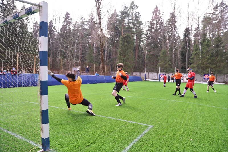 Упорство и сила духа: команда Москвы заняла первое место на турнире по мини-футболу среди школьников с нарушениями зрения