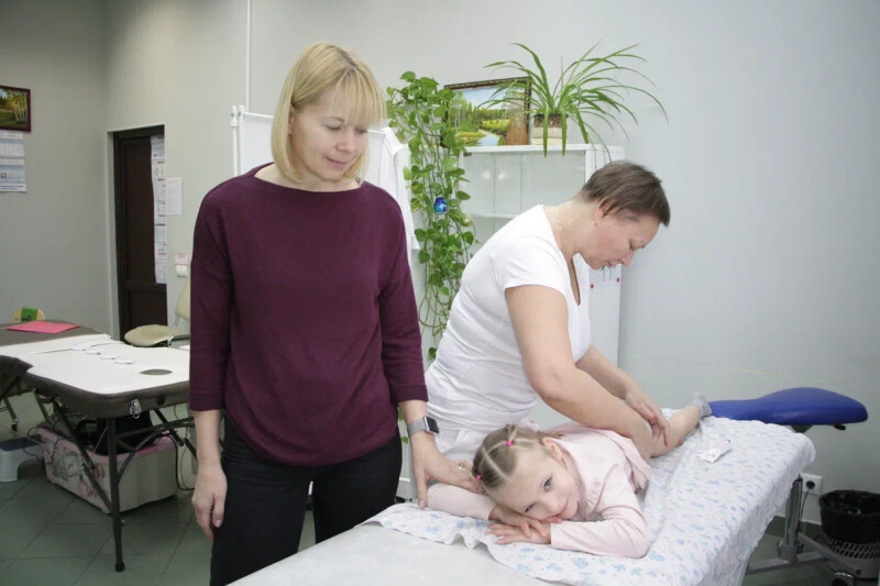 Реабилитация на дому: как мобильные бригады помогают москвичам с инвалидностью