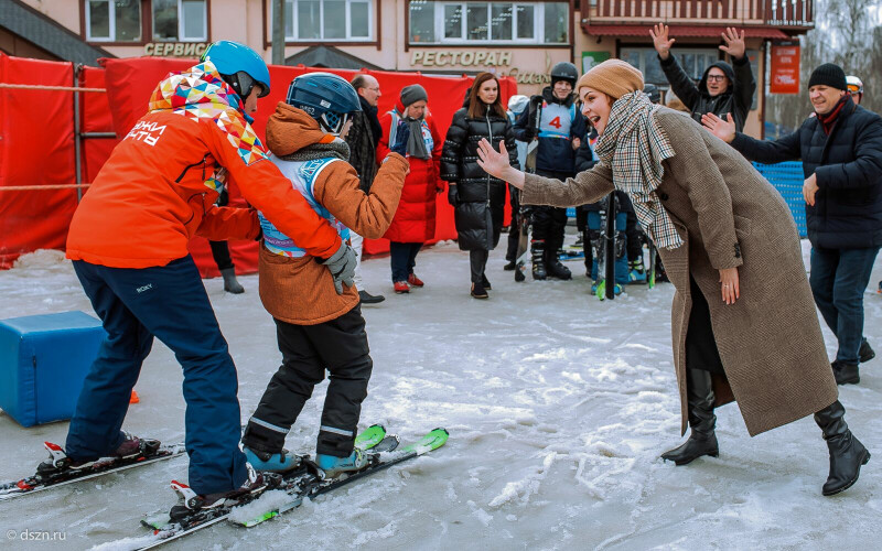 Московская НКО организовала состязания по горнолыжному спорту для детей с инвалидностью