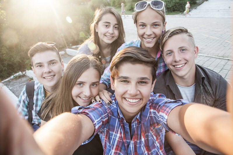 Общение, профориентация и саморазвитие: на каких принципах работают подростковые клубы