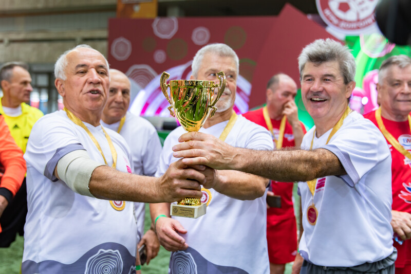 Более 350 участников проекта «Московское долголетие» сразились в спортивном турнире «Игры долголетия»
