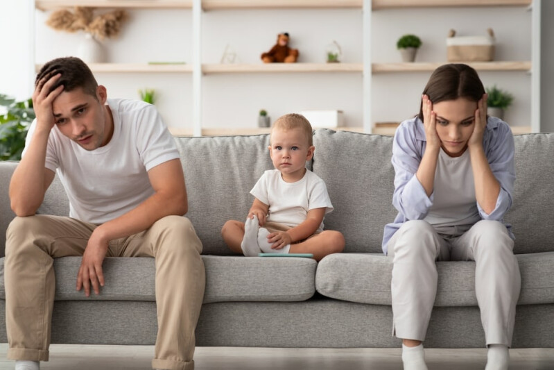 Специалисты семейного центра помогают детям пережить развод родителей