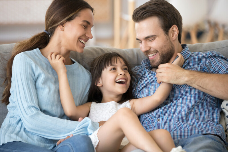 Счастье семьи в наших ладонях: как в семейном центре помогают сохранить отношения