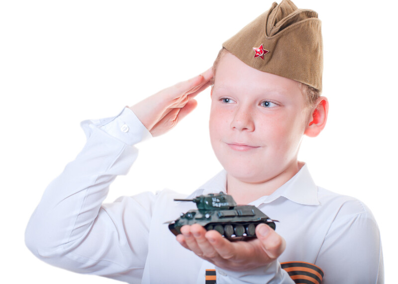 Московским детям предлагают написать письмо солдату к 75-летию Победы 