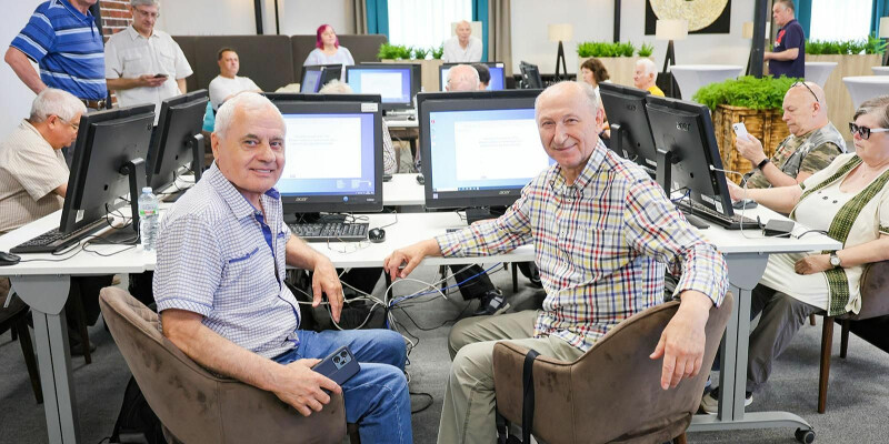 Участники «Московского долголетия» вышли в финал Всероссийского чемпионата по компьютерному многоборью