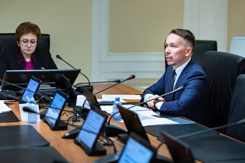 Владимир Филиппов рассказал о реализации проекта «Московское долголетие» на круглом столе в Совете Федерации