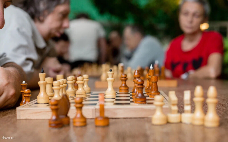 Неделя шахмат: как прошли турниры в социальных учреждениях столицы