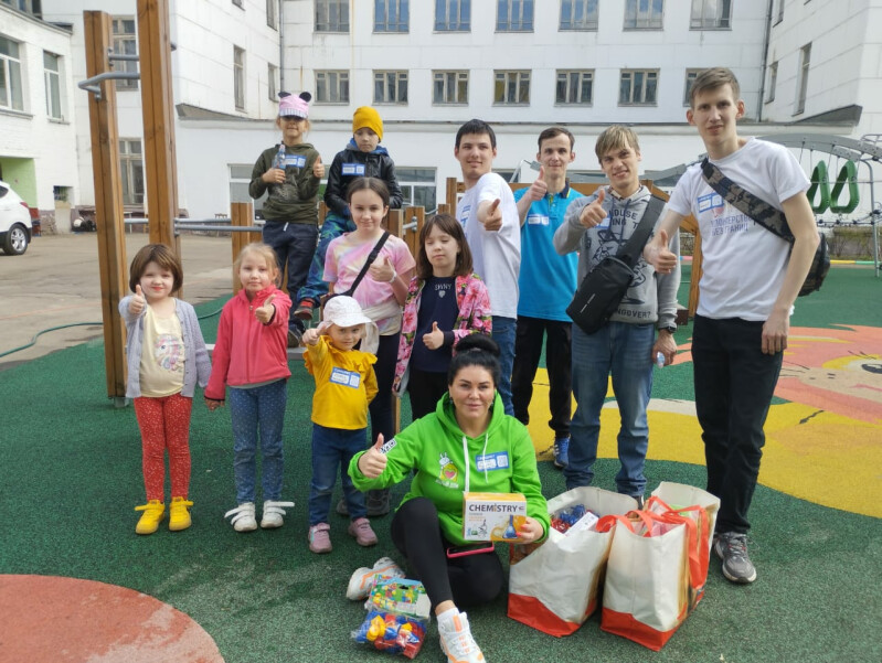 Особенные ребята становятся волонтёрами: как студенты центра сопровождаемого проживания помогают москвичам