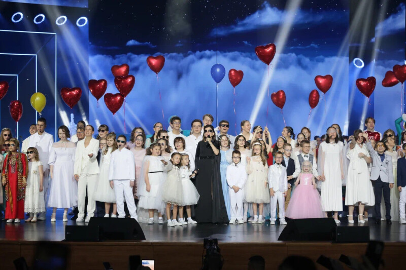 Международный фестиваль «Белая трость» объединил 500 талантливых детей с нарушениями зрения
