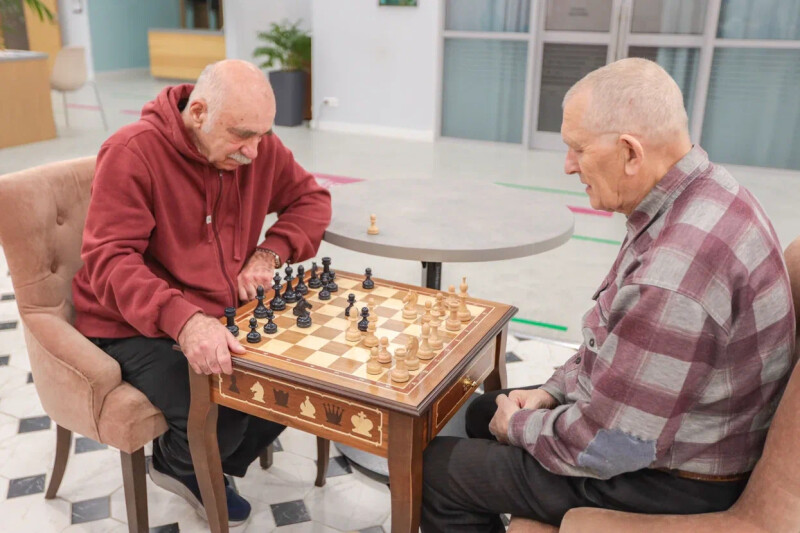 В центрах московского долголетия стартовал районный этап общегородского турнира по шахматам