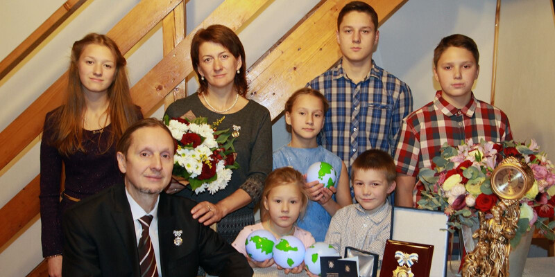Победителем Всероссийского конкурса «Семья года» стала супружеская пара из Москвы