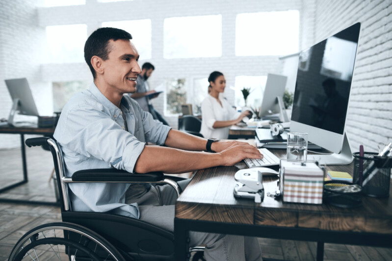 «Доступная работа»: «Моя карьера» приглашает на ярмарку вакансий для соискателей с инвалидностью