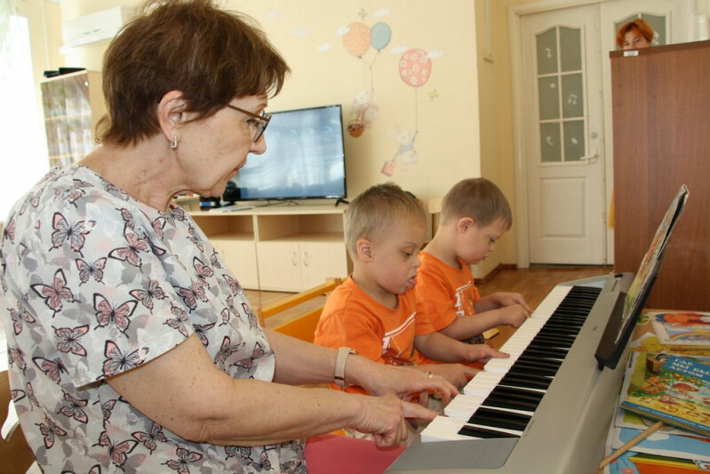 Специалисты столичной службы ранней помощи оказывают поддержку московским семьям с детьми