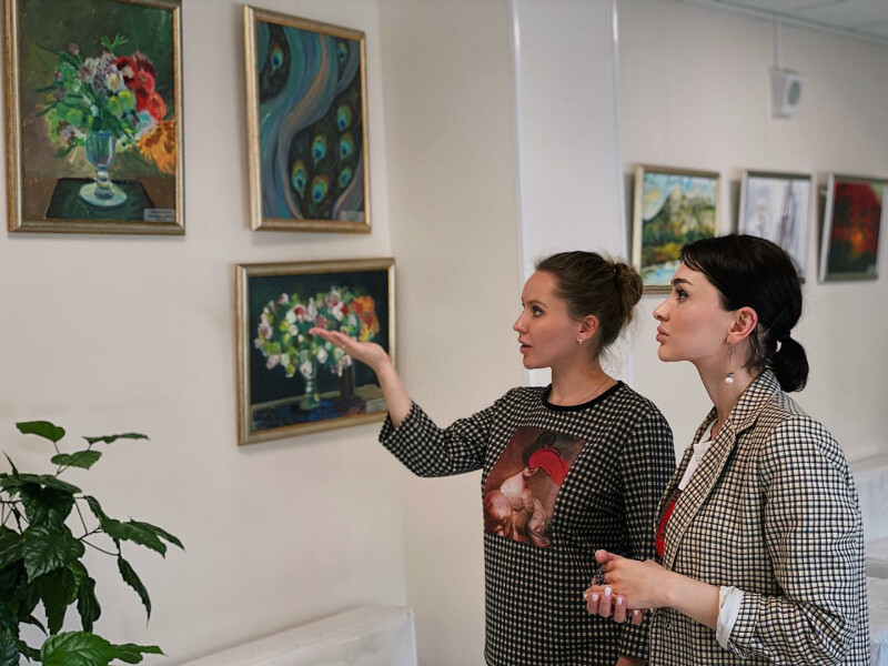 Особый талант: в Москве проходит выставка работ художников с инвалидностью