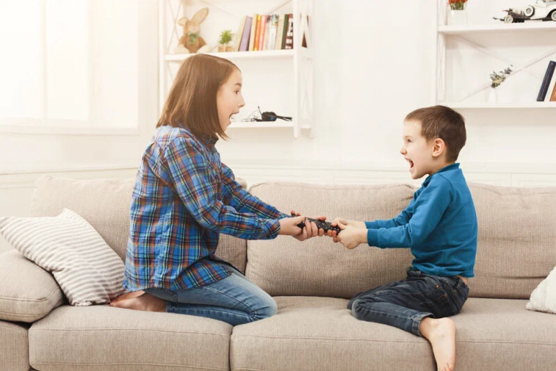Специалисты столичного семейного центра помогают родителям укрепить отношения с подростками