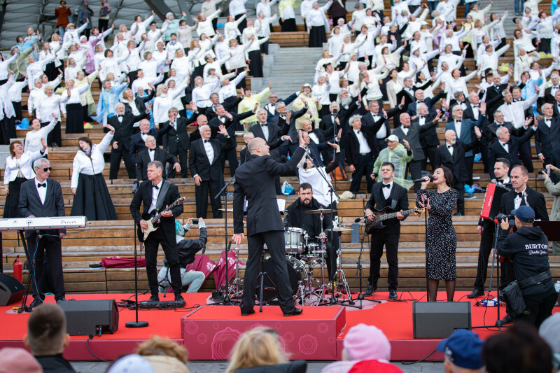 Сводный хор «Московского долголетия» приглашает москвичей на новогодний концерт