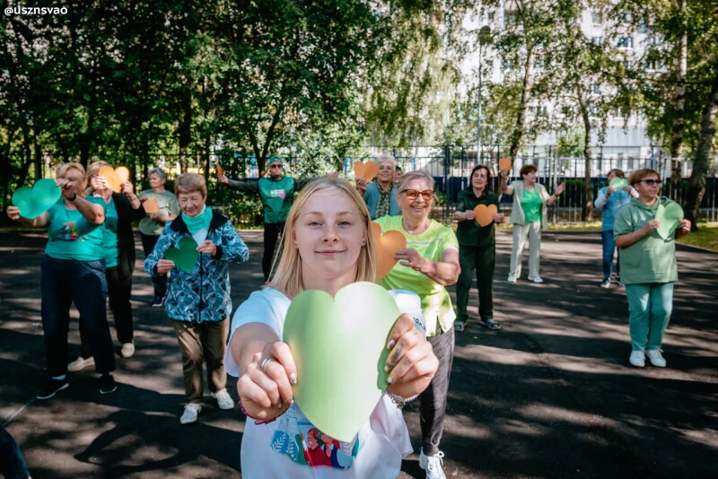 В центрах московского долголетия ко Дню города провели около 900 мероприятий для старшего поколения