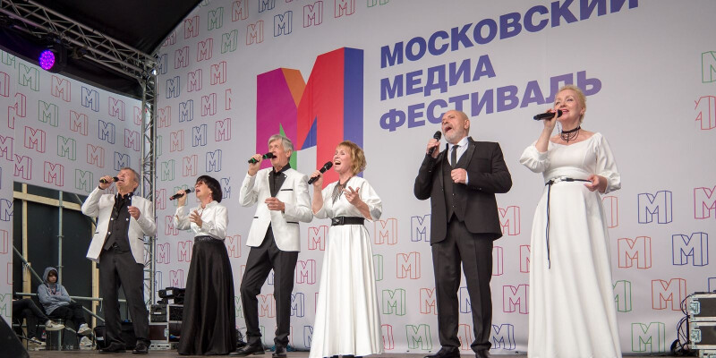На столичном медиафестивале объявили победителей литературного конкурса «Москва долголетняя»