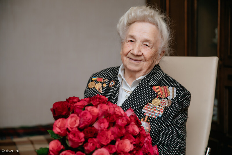 101-летняя москвичка в свой день рождения рассказала, в чем секрет долголетия