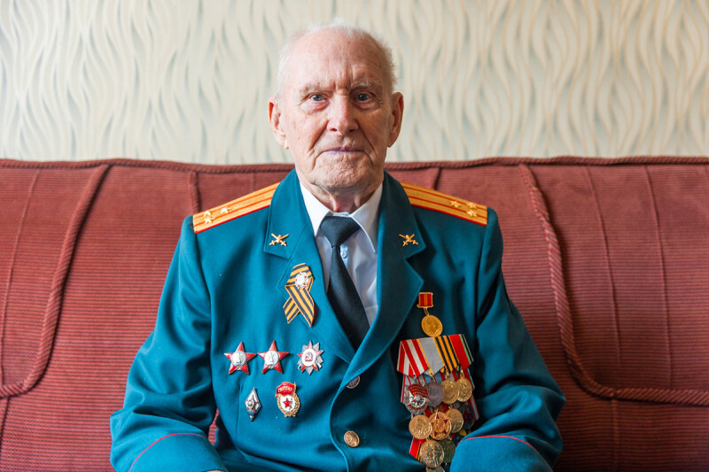 В гостях у героя: как город поддерживает ветеранов Великой Отечественной войны