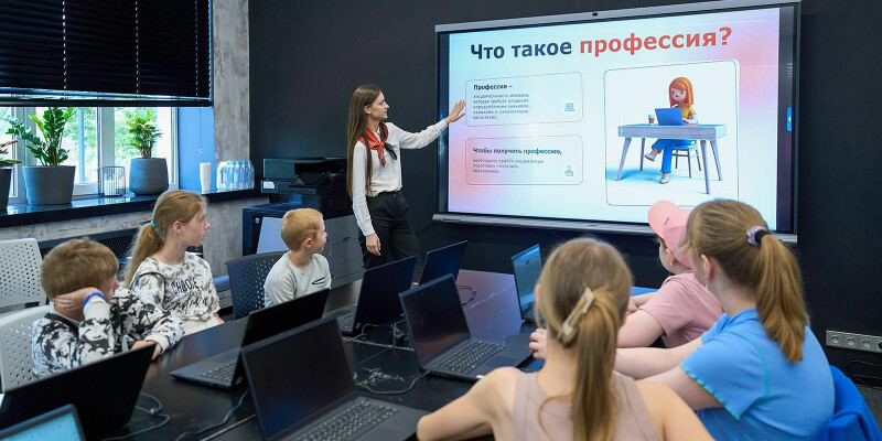 Виртуальная игра и тестирование: «Марафон профнавигации» пройдет в столице для школьников и их родителей